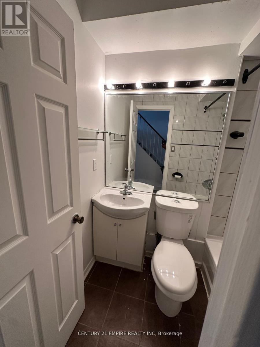 5 - 66 Boultbee Avenue, Toronto, Ontario  M4J 1B1 - Photo 15 - E12203508