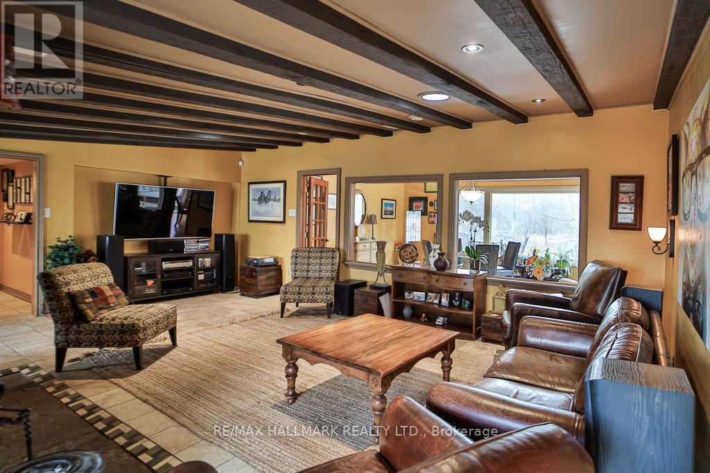 14728 Heritage Road, Caledon, Ontario  L7C 1T7 - Photo 3 - W12036775
