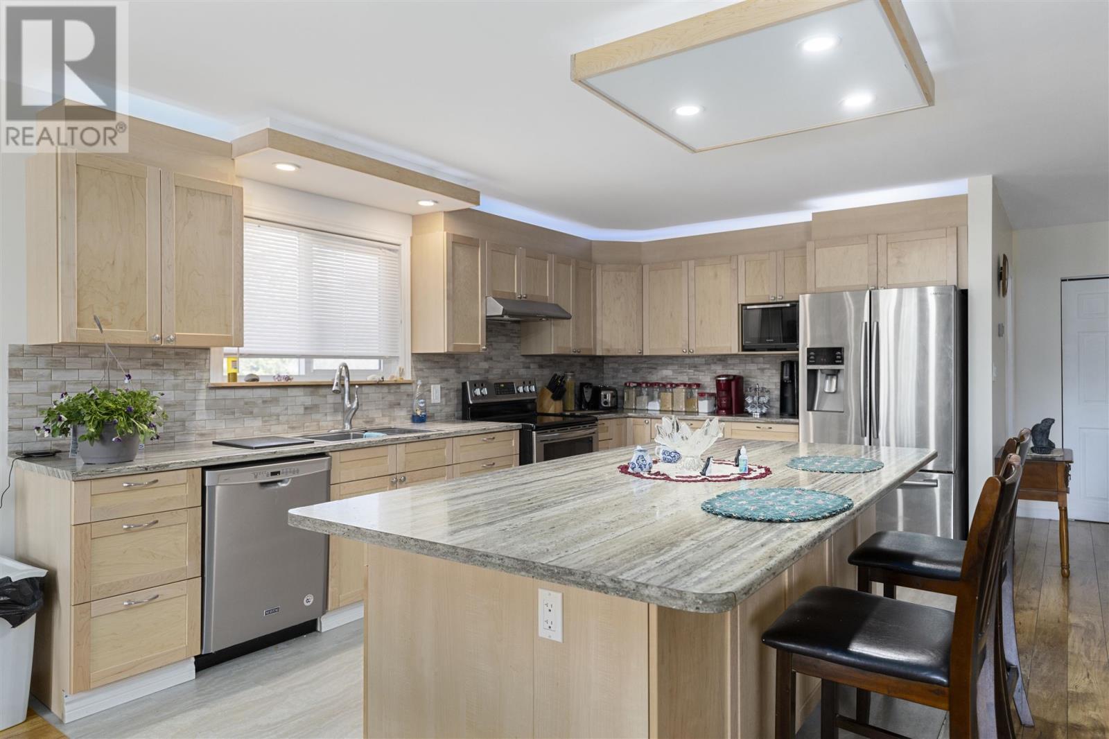 47 B River Dr, Blind River, Ontario  P0R 1B0 - Photo 7 - SM251281