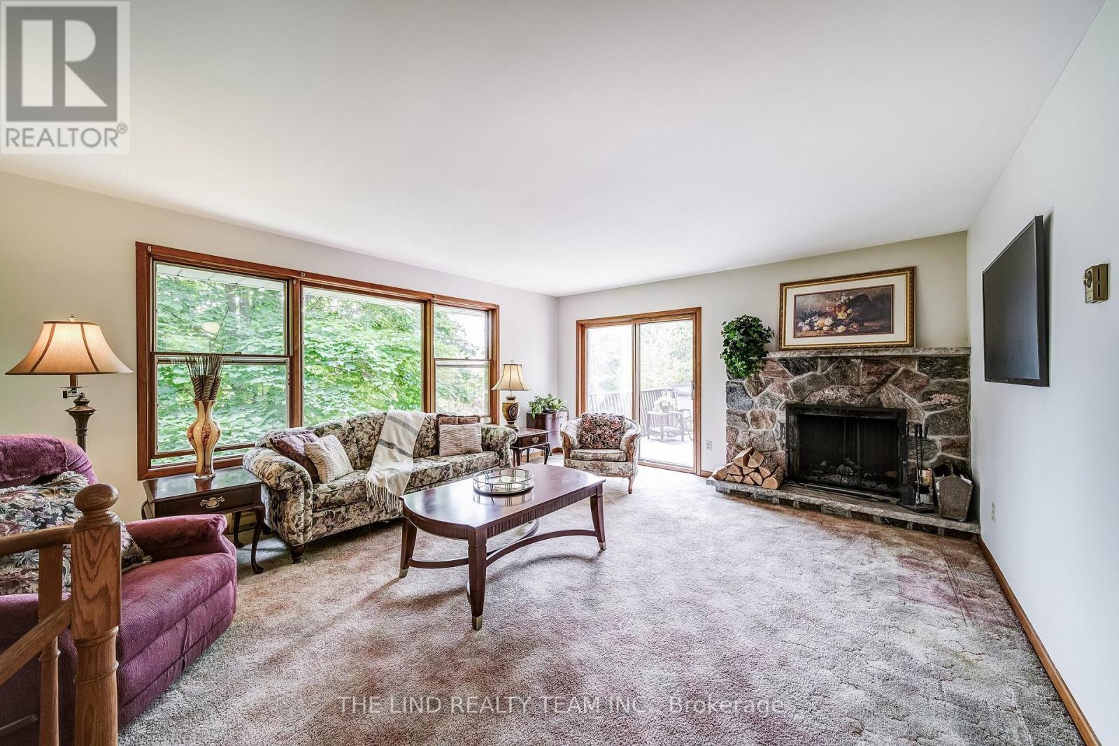 5205 10th Side Road, Innisfil, Ontario  L0L 1L0 - Photo 10 - N12203360