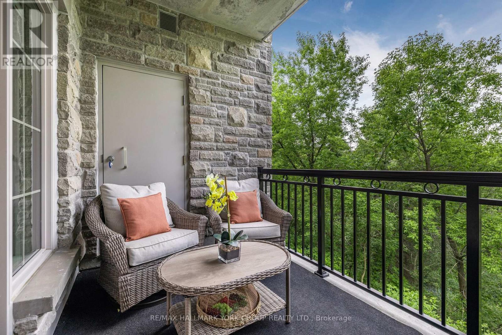 209 - 10360 Islington Avenue, Vaughan (Kleinburg), Ontario  L0J 1C0 - Photo 26 - N12203439