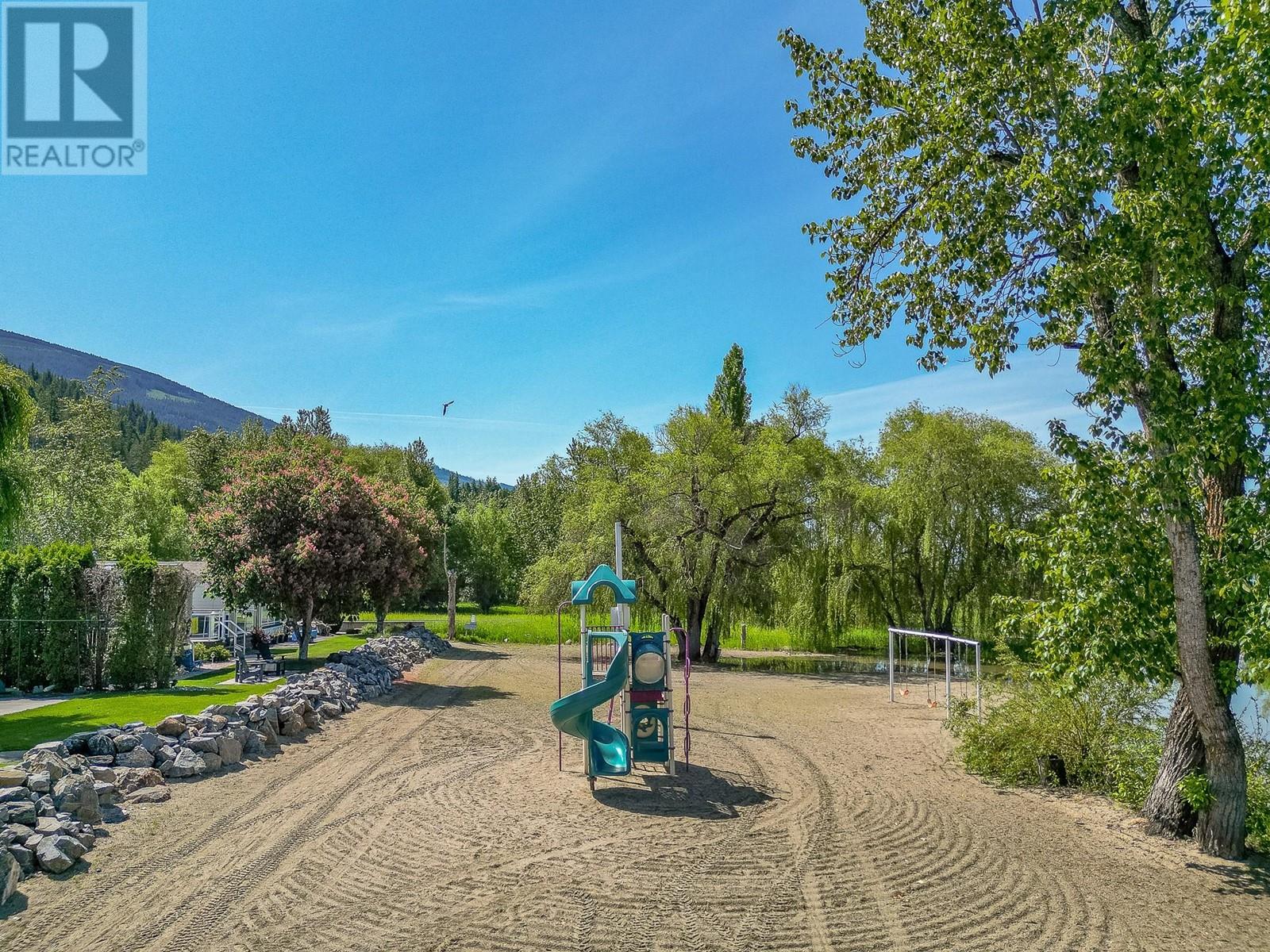 8216 97a Highway Unit# 16, Mara, British Columbia  V0E 2K0 - Photo 51 - 10350916