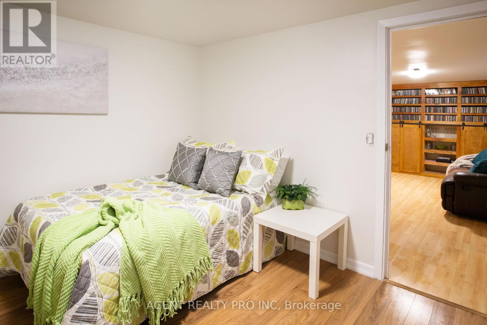 115 East Street E, London East, Ontario  N5Z 2R7 - Photo 23 - X12203541