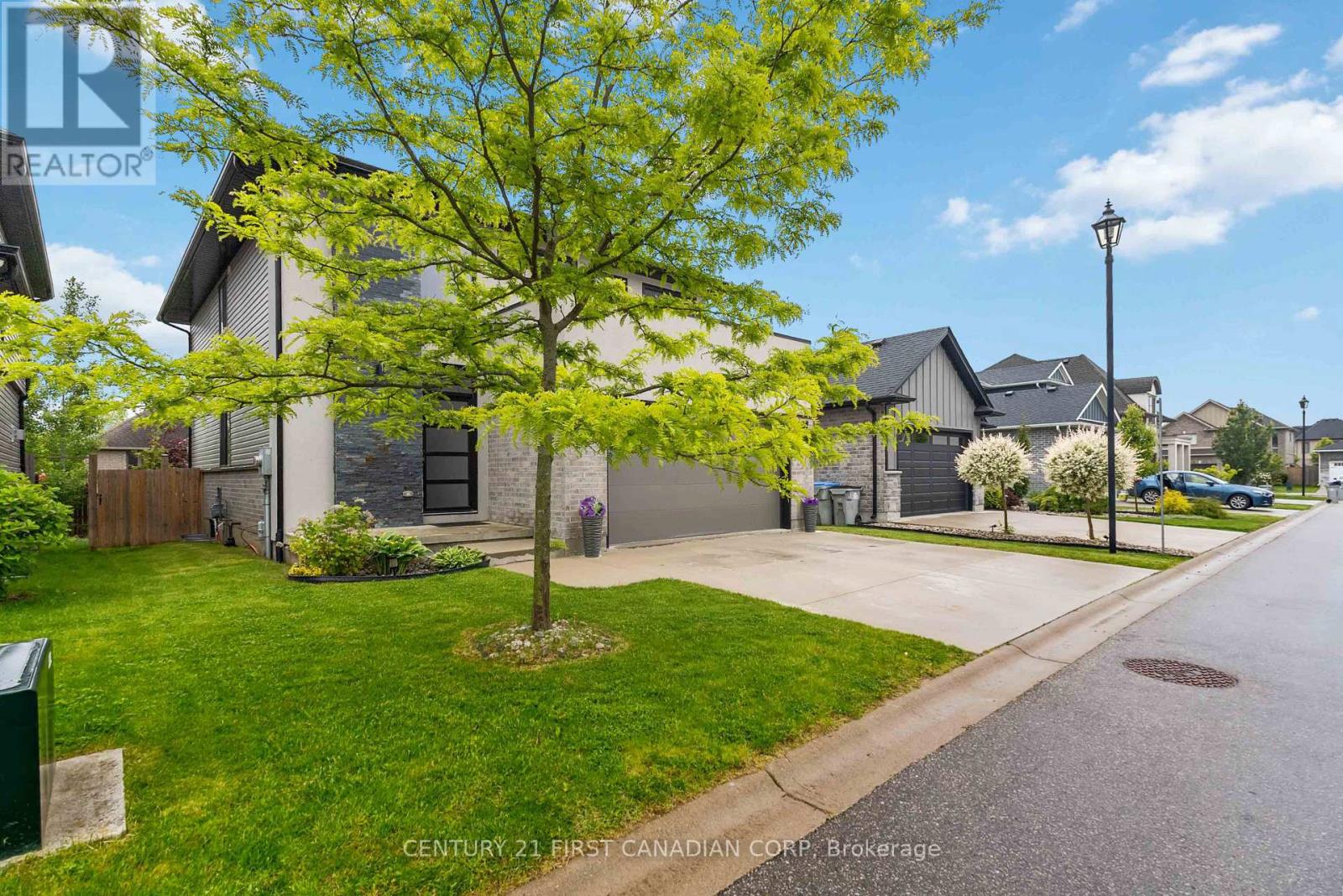 67 - 41 Earlscourt Terrace, Middlesex Centre, Ontario N0L 1R0 - Photo 3 - X12203554