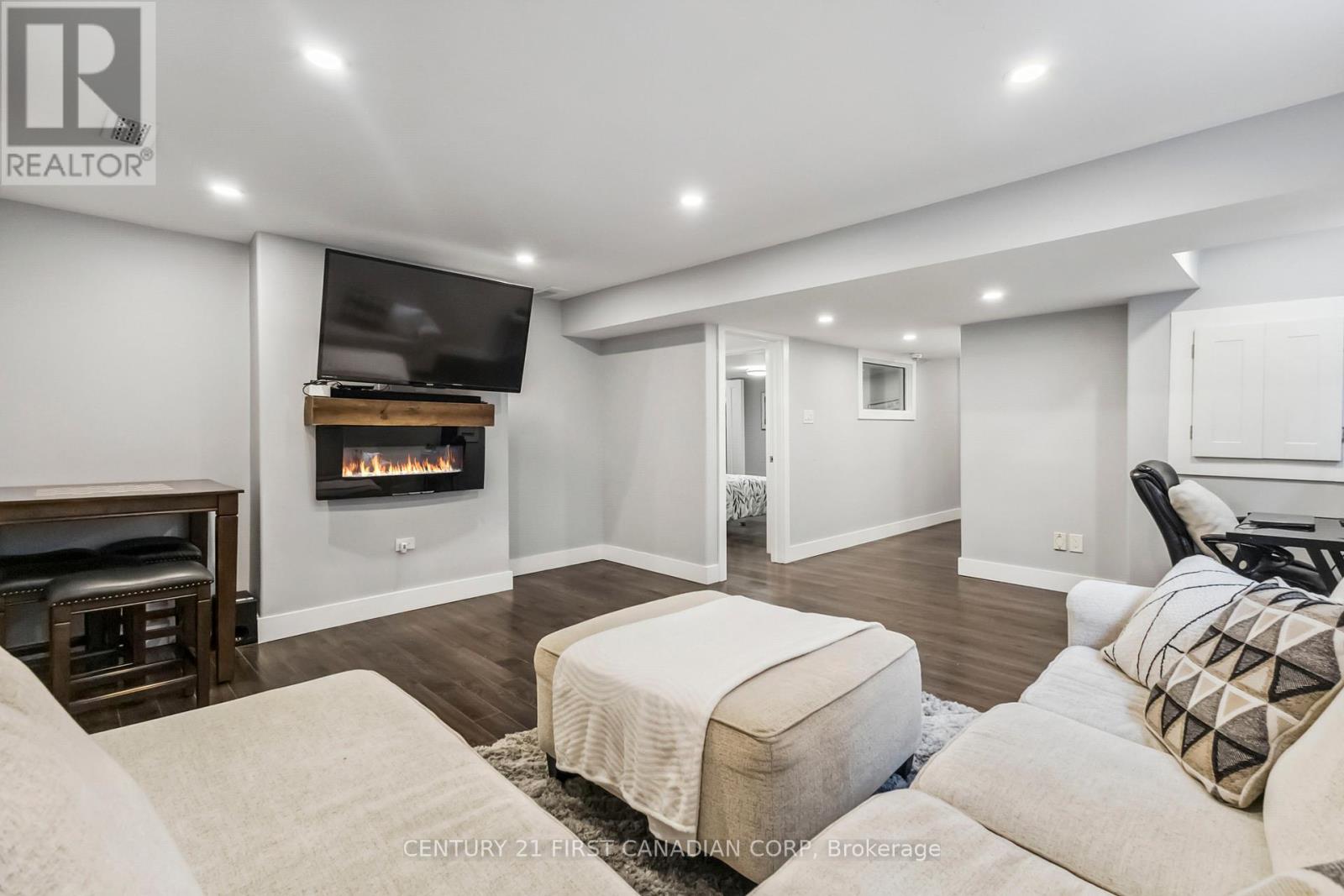 67 - 41 Earlscourt Terrace, Middlesex Centre, Ontario N0L 1R0 - Photo 42 - X12203554