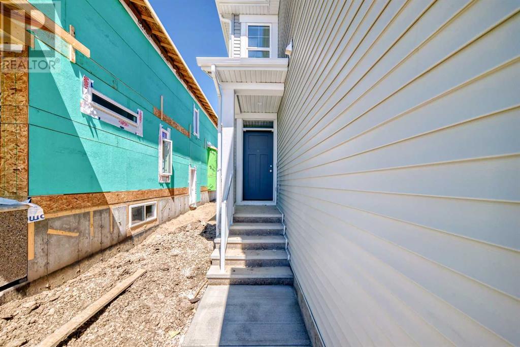 Property at 148 Hotchkiss Common SE image 3