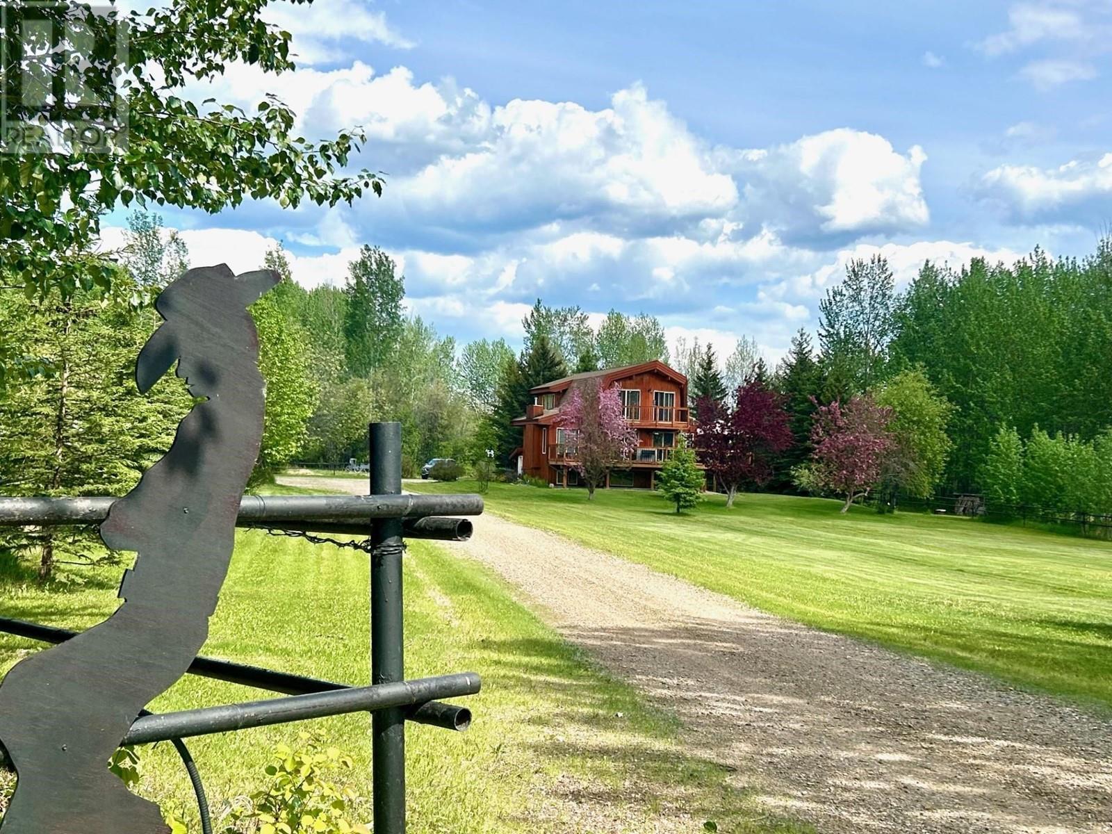 58 Radar Road, Fort Nelson, British Columbia  V0C 1R0 - Photo 32 - R3012384