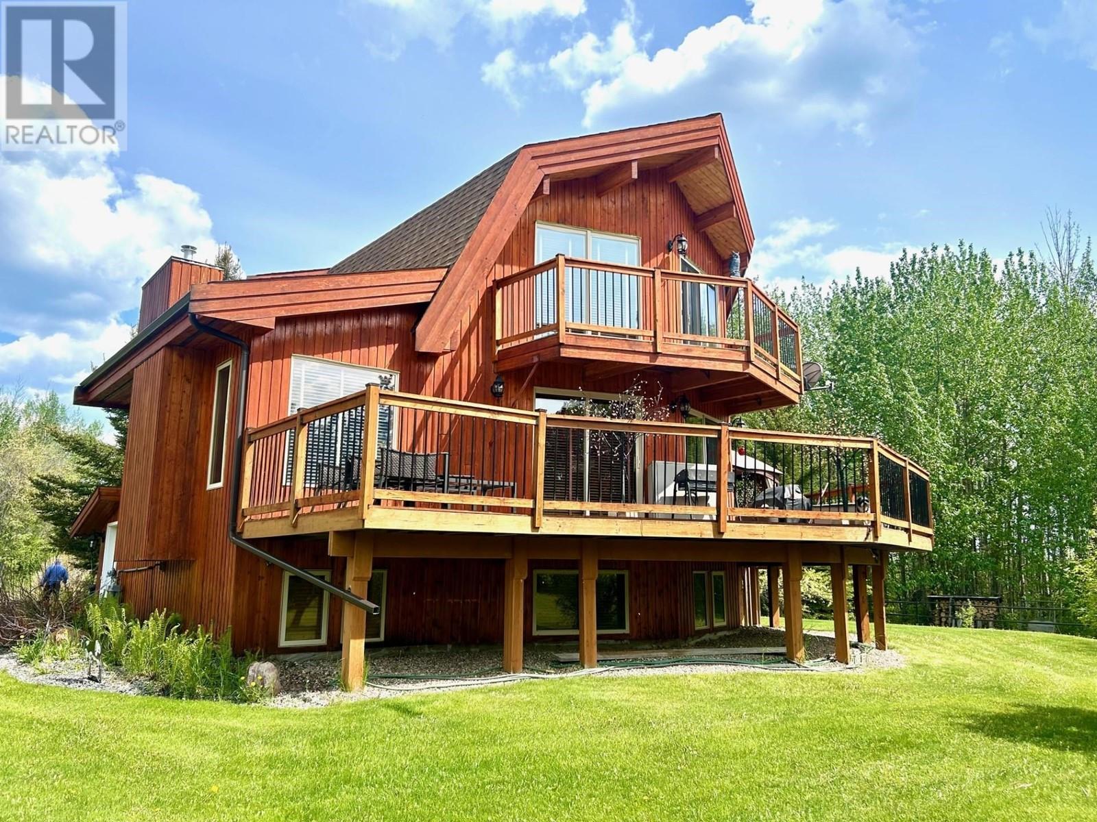 58 Radar Road, Fort Nelson, British Columbia  V0C 1R0 - Photo 2 - R3012384