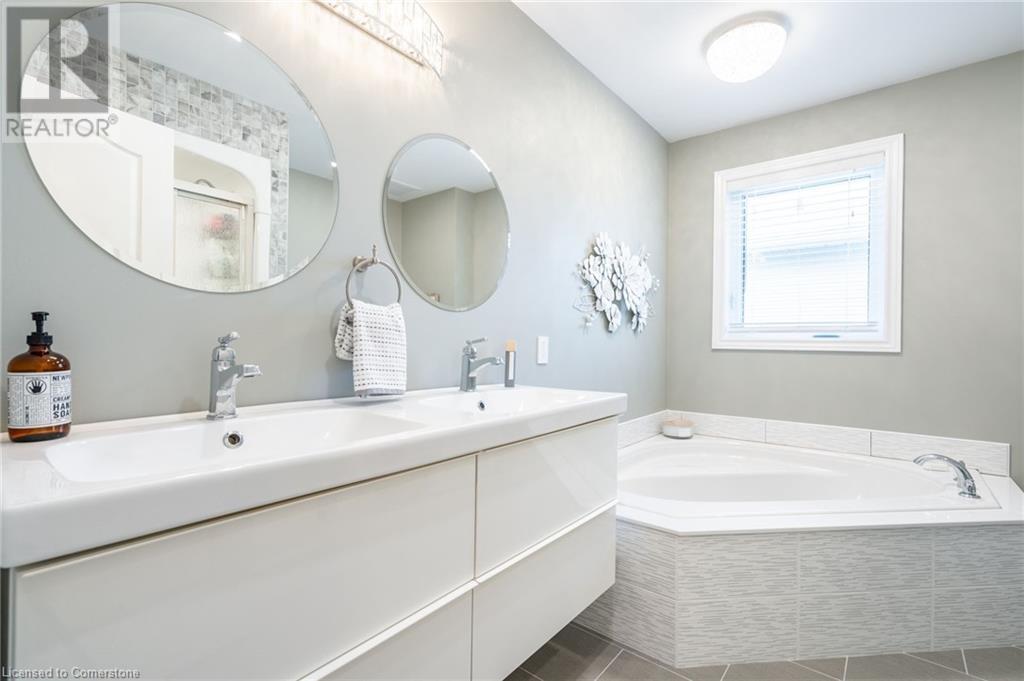2162 Heidi Avenue, Burlington, Ontario  L7M 3X2 - Photo 21 - 40738391