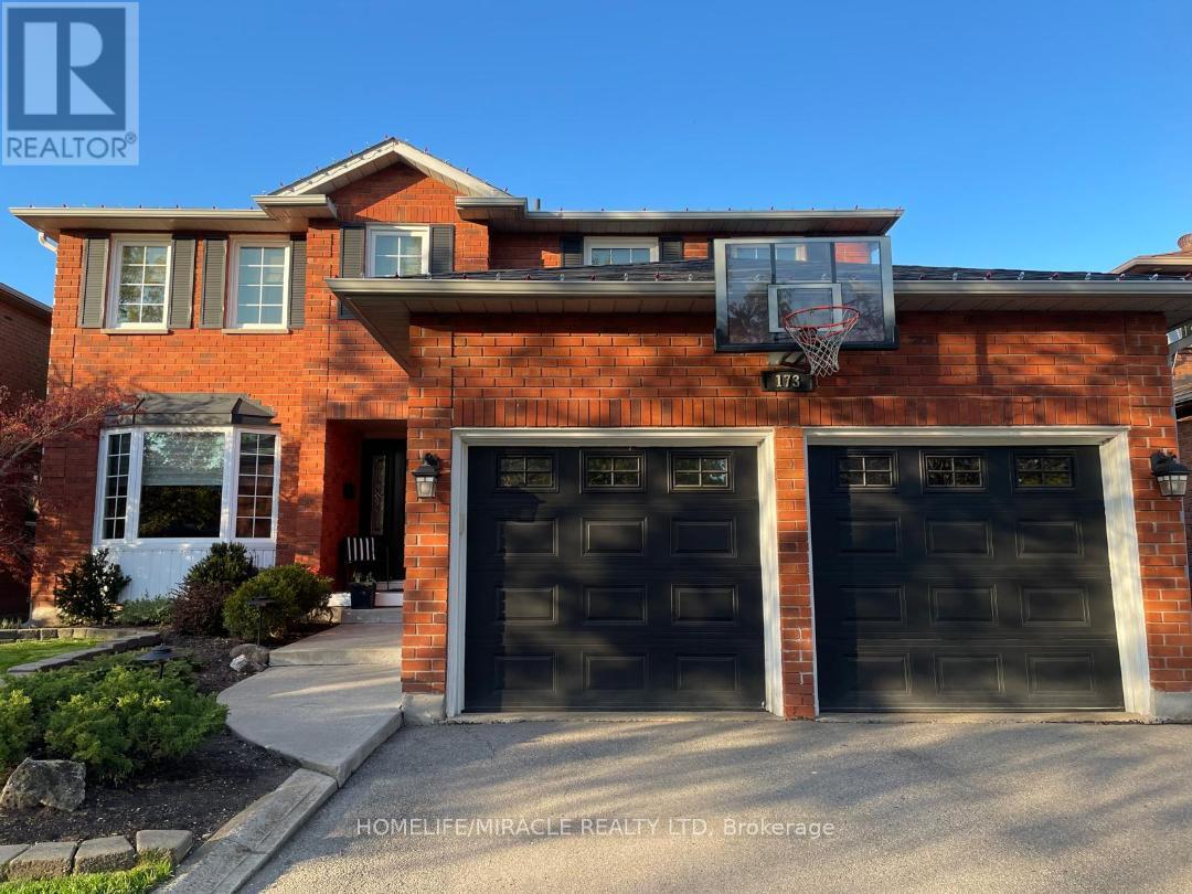 173 WARNER DRIVE, Oakville, Ontario