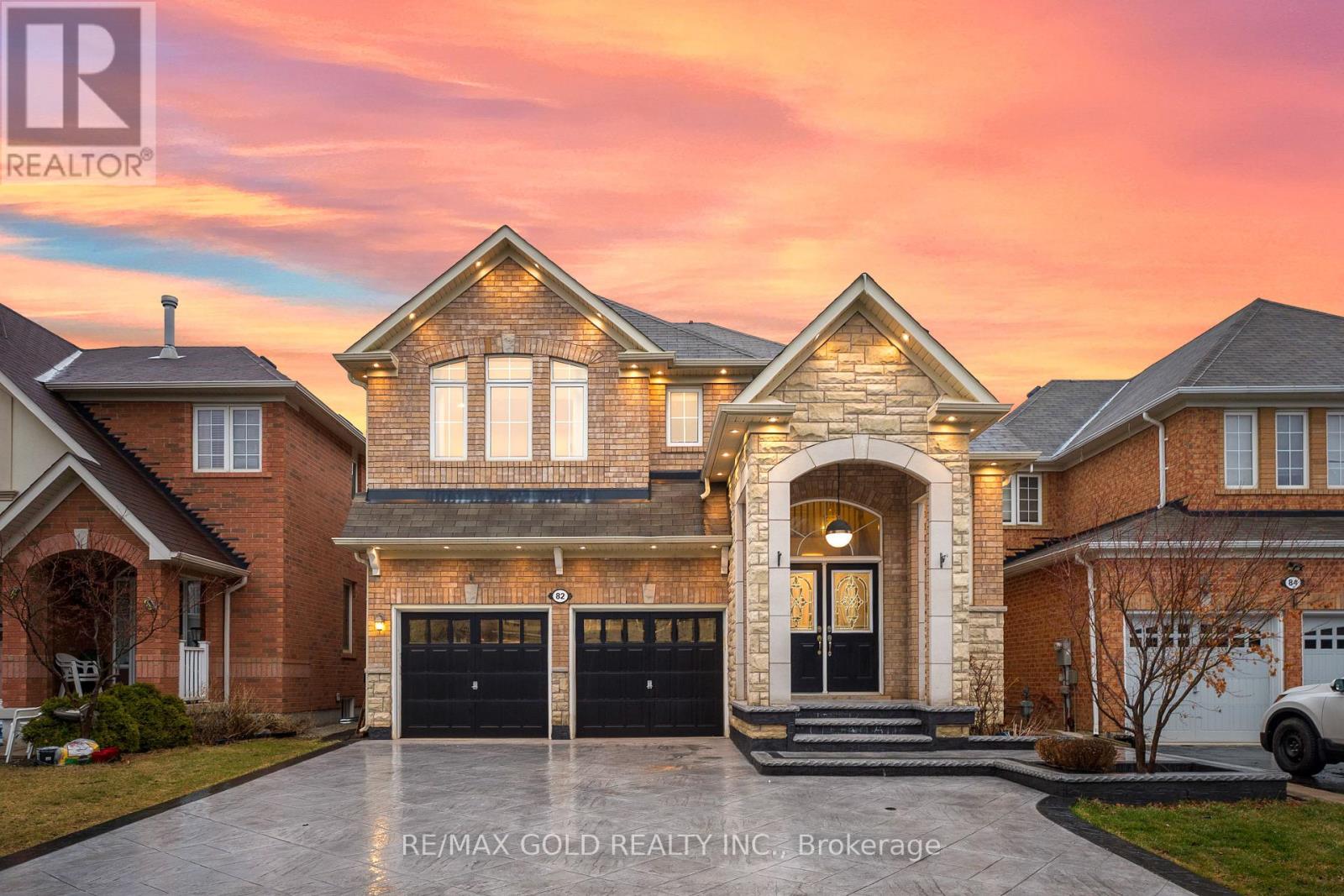 82 SEASCAPE CRESCENT, Brampton, Ontario