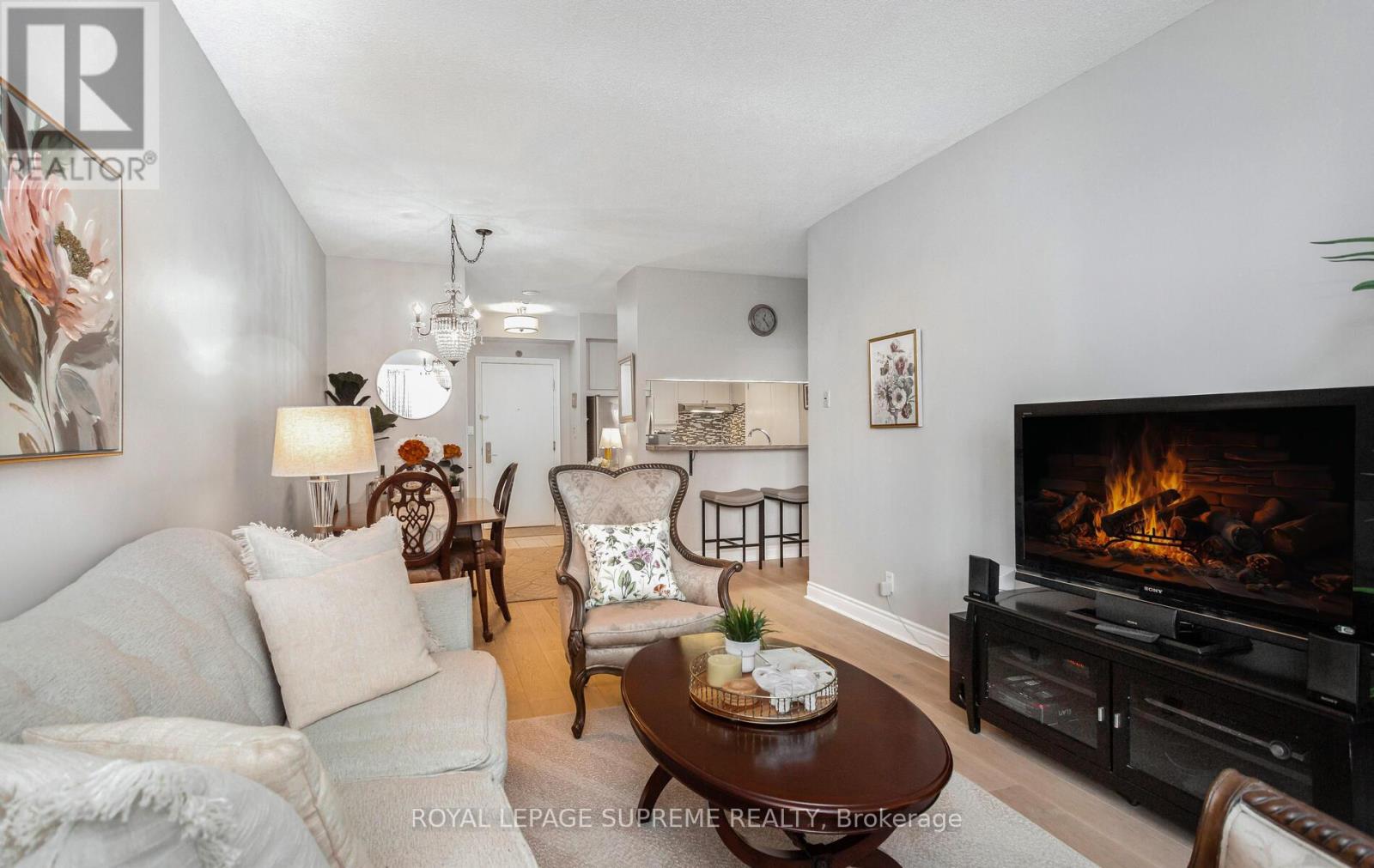 411 - 2 Aberfoyle Crescent, Toronto, Ontario  M8X 2Z8 - Photo 9 - W12203459