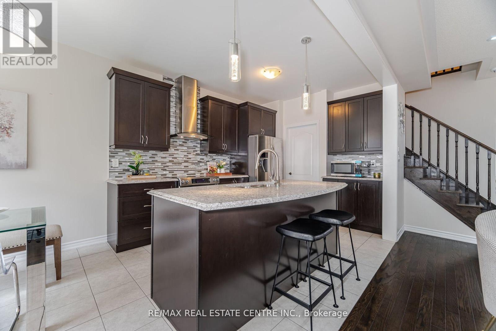 48 Enford Crescent, Brampton, Ontario  L7A 4C7 - Photo 15 - W12203465