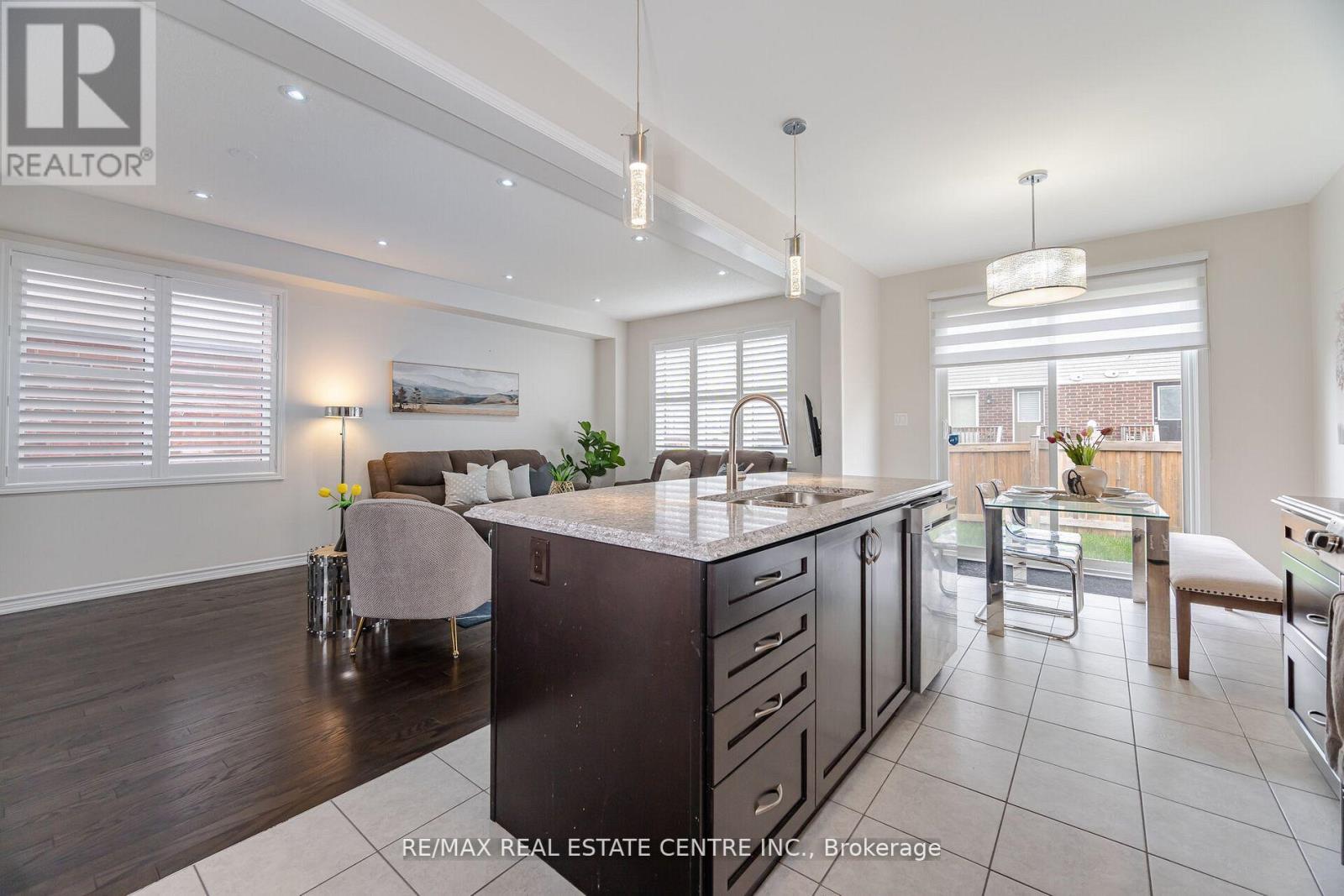 48 Enford Crescent, Brampton, Ontario  L7A 4C7 - Photo 19 - W12203465