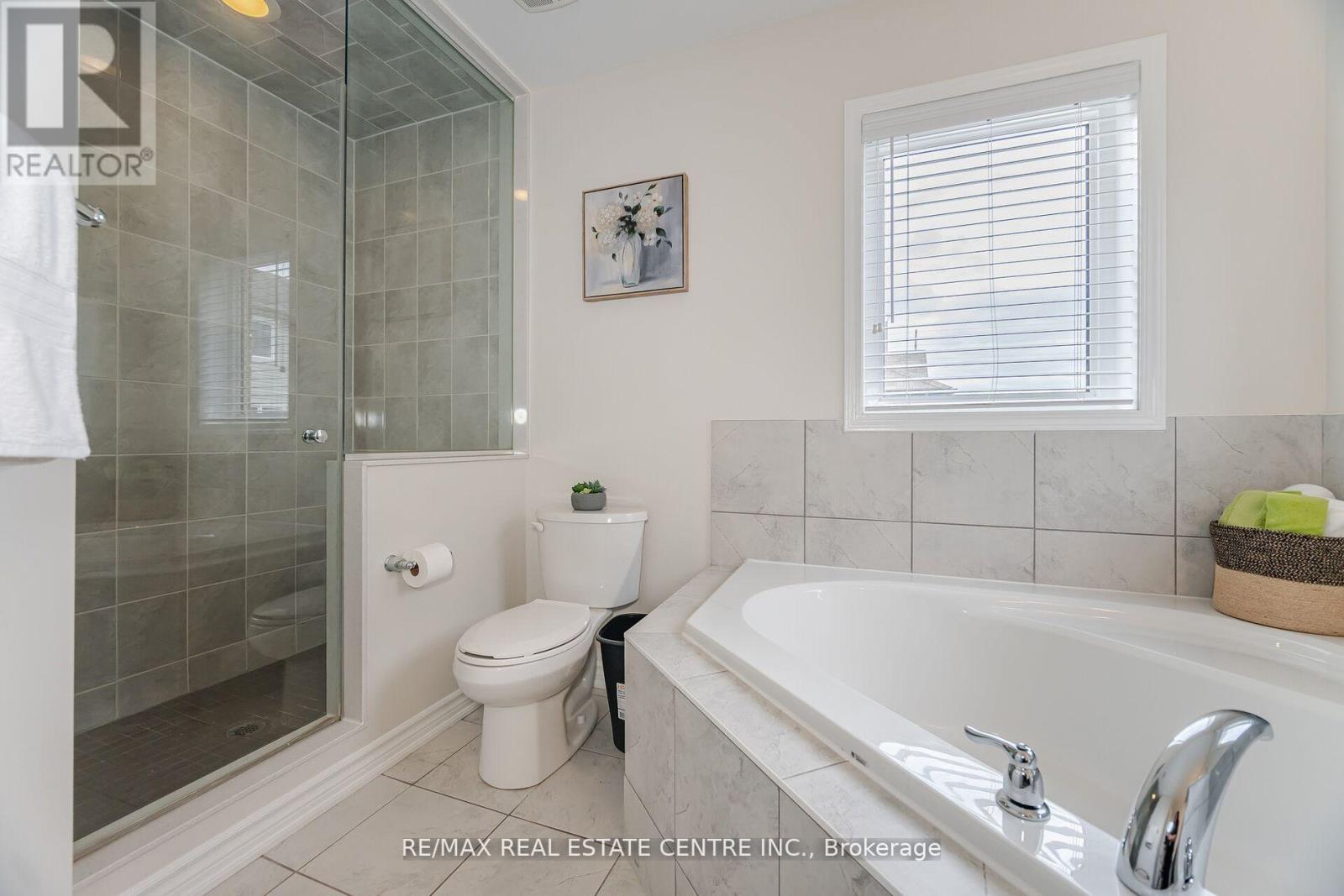 48 Enford Crescent, Brampton, Ontario  L7A 4C7 - Photo 28 - W12203465