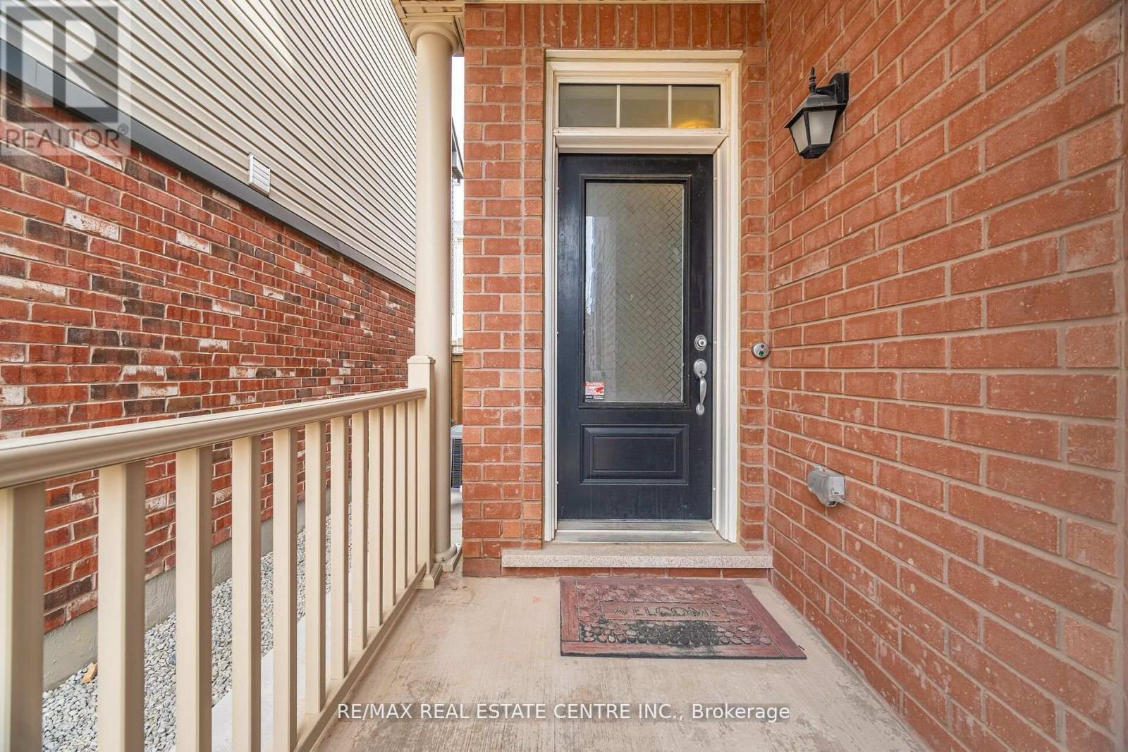 48 Enford Crescent, Brampton, Ontario  L7A 4C7 - Photo 3 - W12203465