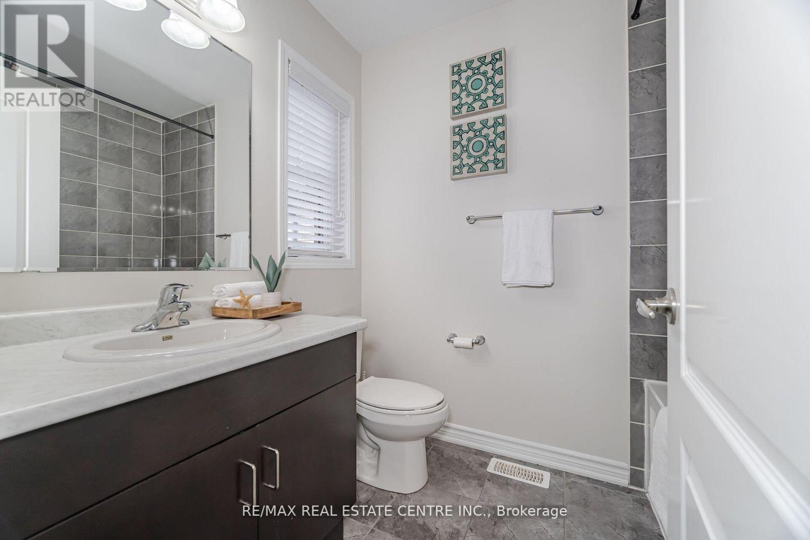 48 Enford Crescent, Brampton, Ontario  L7A 4C7 - Photo 36 - W12203465