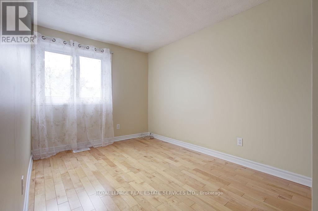 11 Jacobs Square, Brampton (Northgate), Ontario  L6S 2M5 - Photo 16 - W12203478