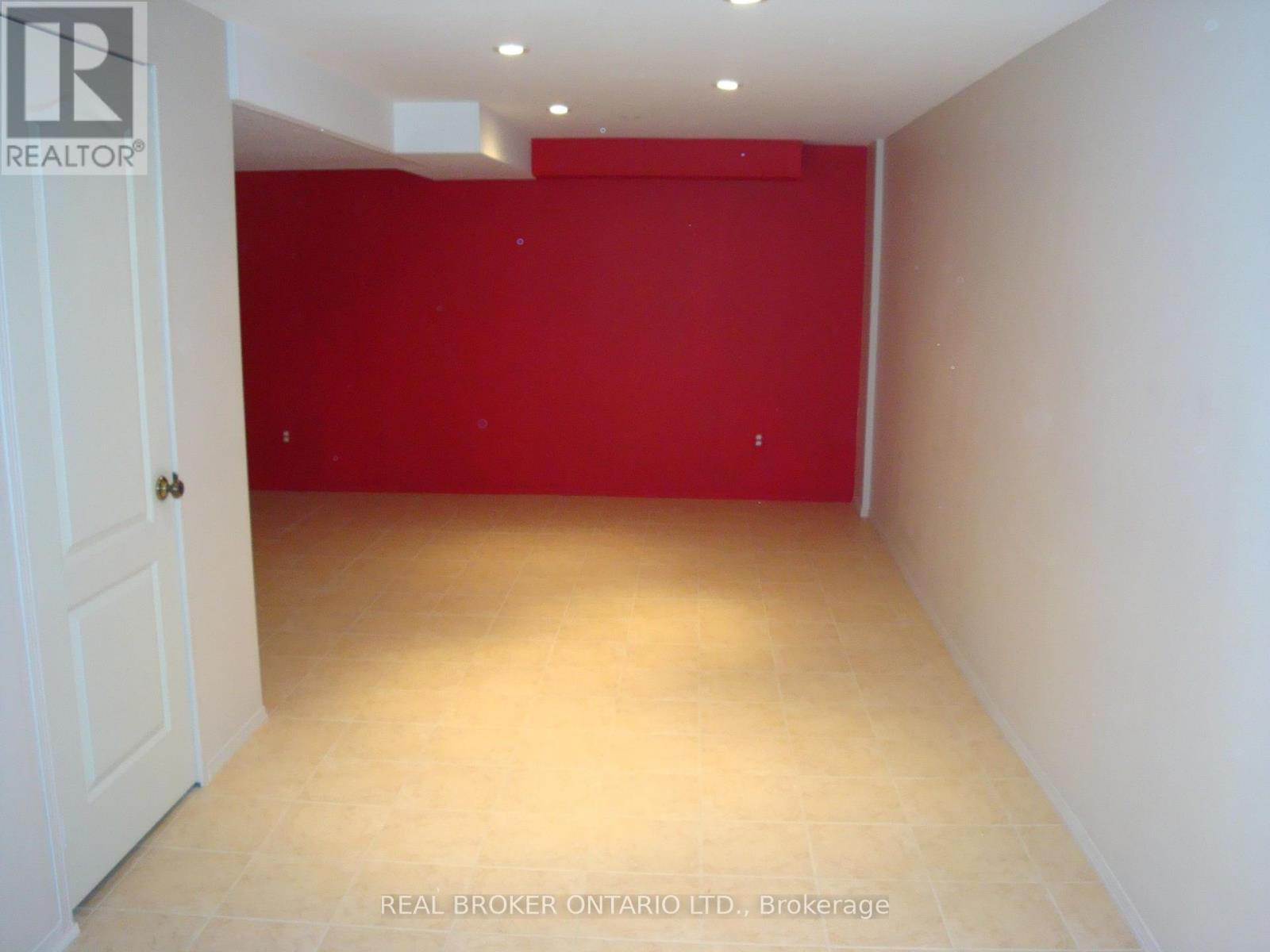 2069 Glenhampton Road, Oakville (Wm Westmount), Ontario  L6M 3W9 - Photo 15 - W12203513