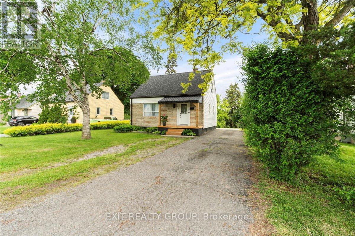 Property at 220 PINE STREET image 3