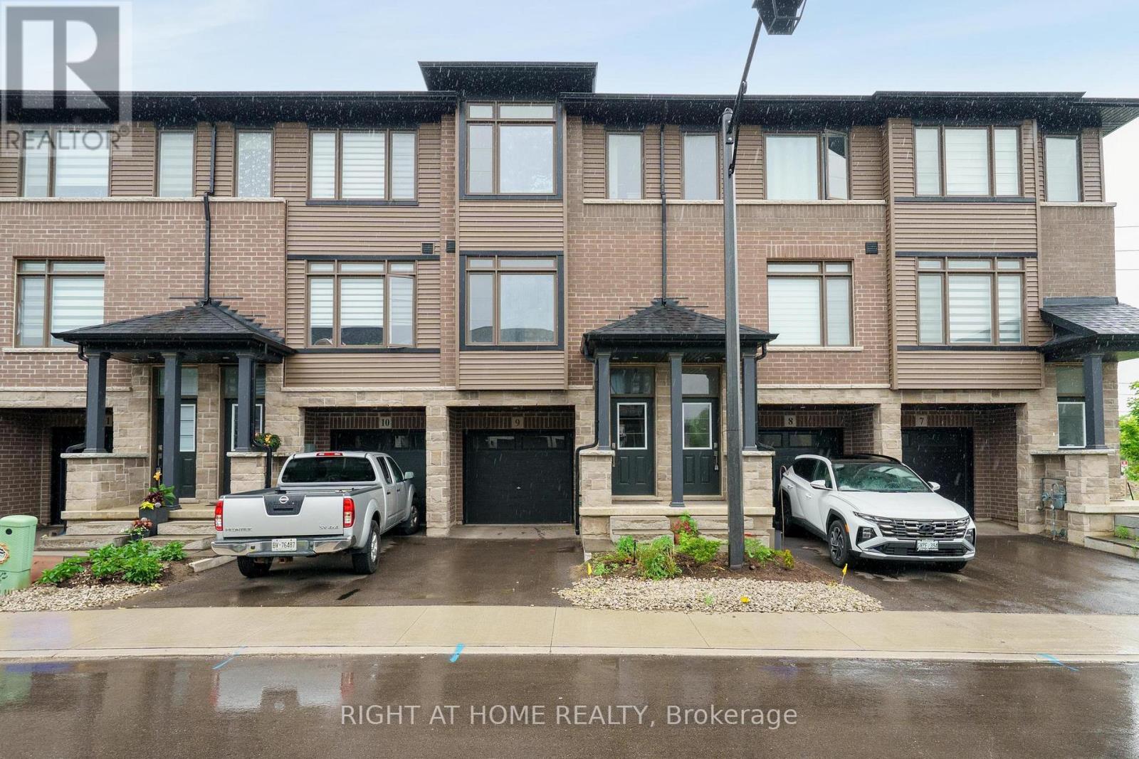 9 - 120 COURT DRIVE, Brant, Ontario
