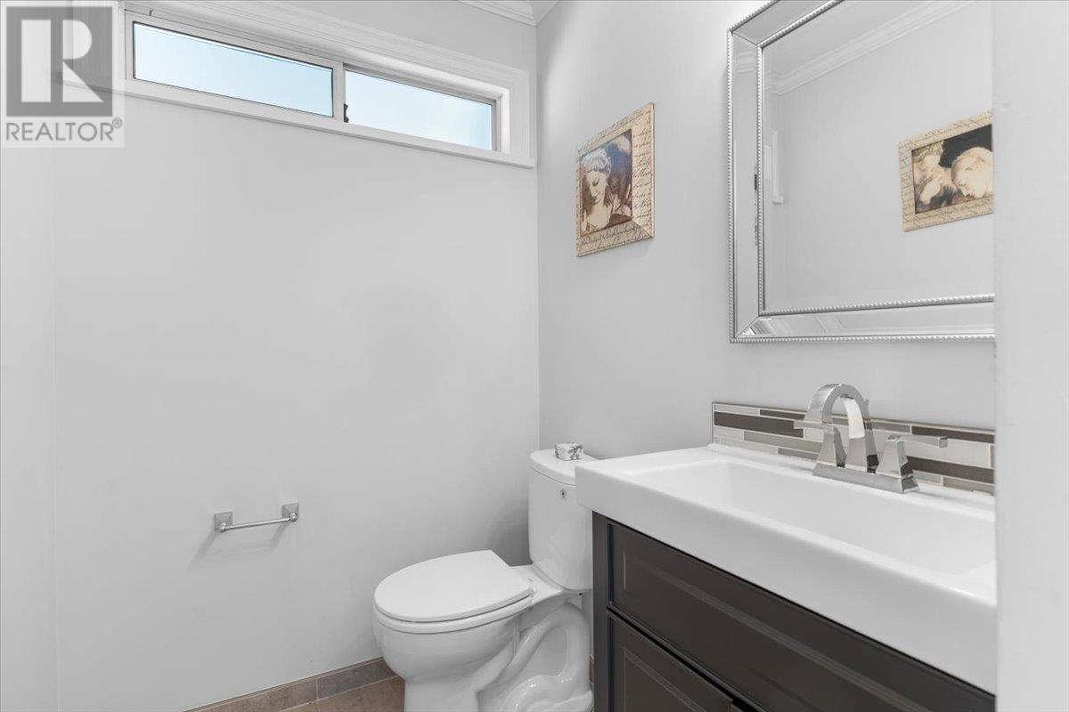 2561 Stoney Creek Place, Burnaby, British Columbia  V3J 7S4 - Photo 10 - R3012470