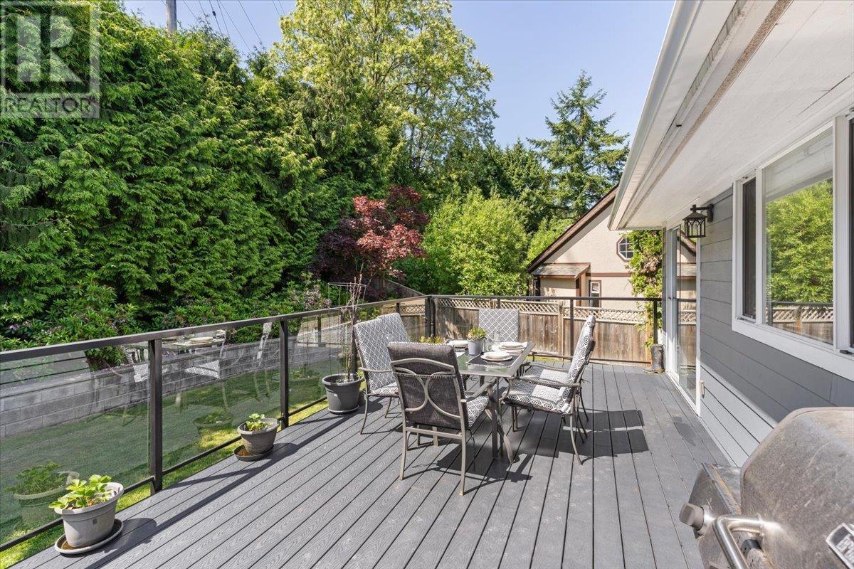 2561 Stoney Creek Place, Burnaby, British Columbia  V3J 7S4 - Photo 31 - R3012470