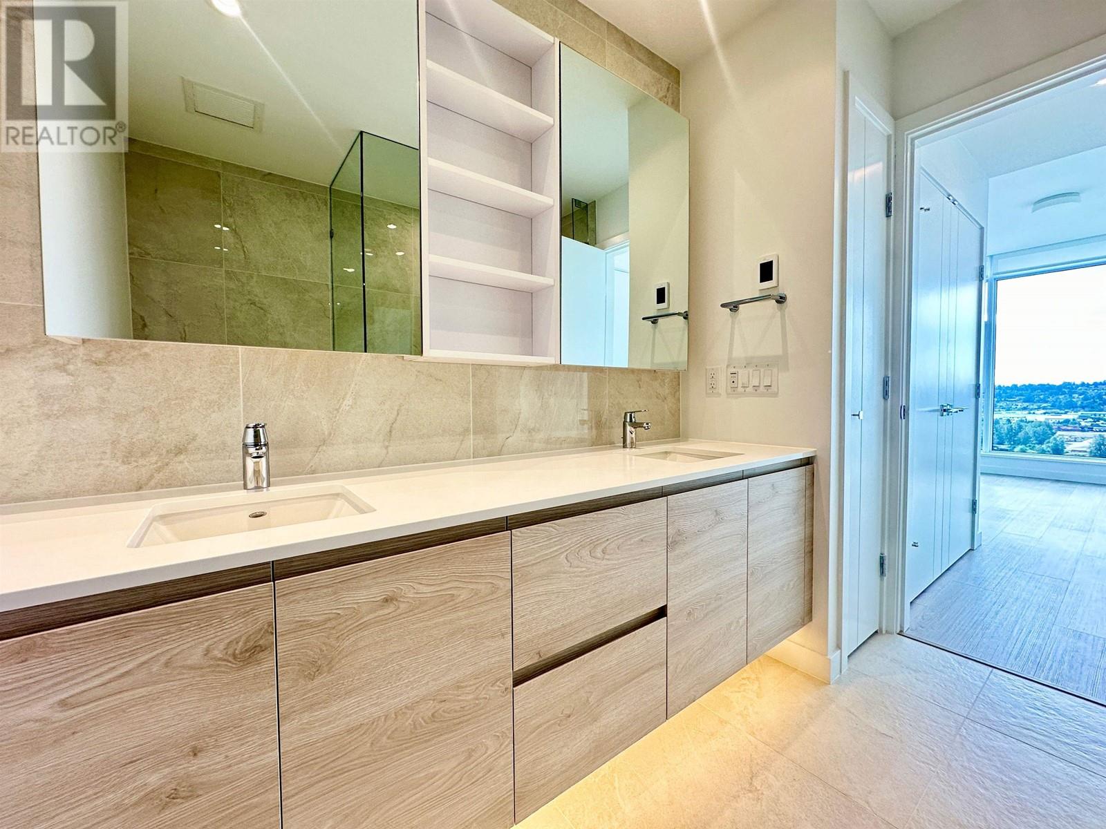 1908 660 Quayside Drive, New Westminster, British Columbia  V3M 0P2 - Photo 9 - R3012442
