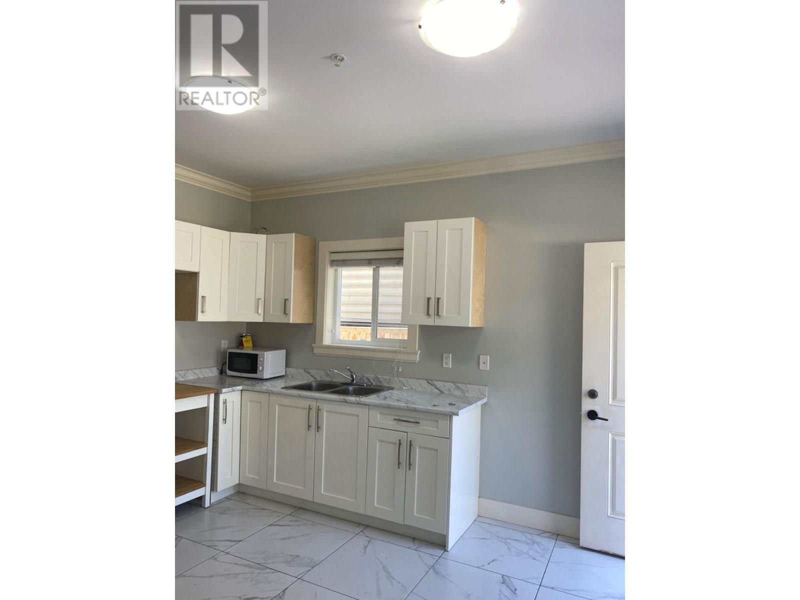 West Bsmt 717 E 61 Avenue, Vancouver, British Columbia  V5X 2C1 - Photo 6 - R3012454