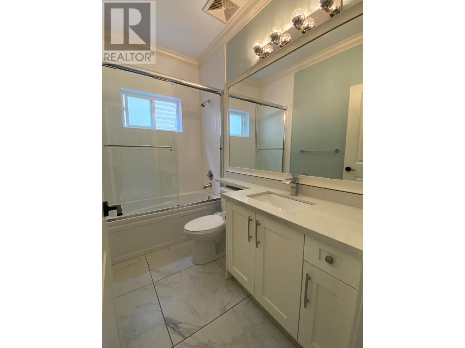 West Bsmt 717 E 61 Avenue, Vancouver, British Columbia  V5X 2C1 - Photo 8 - R3012454