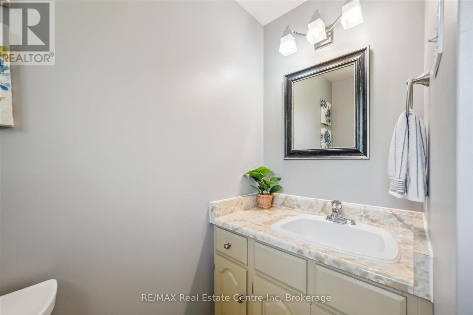 4871 Wellington Road 29 Road, Guelph/eramosa, Ontario  N1H 6H8 - Photo 31 - X12203520