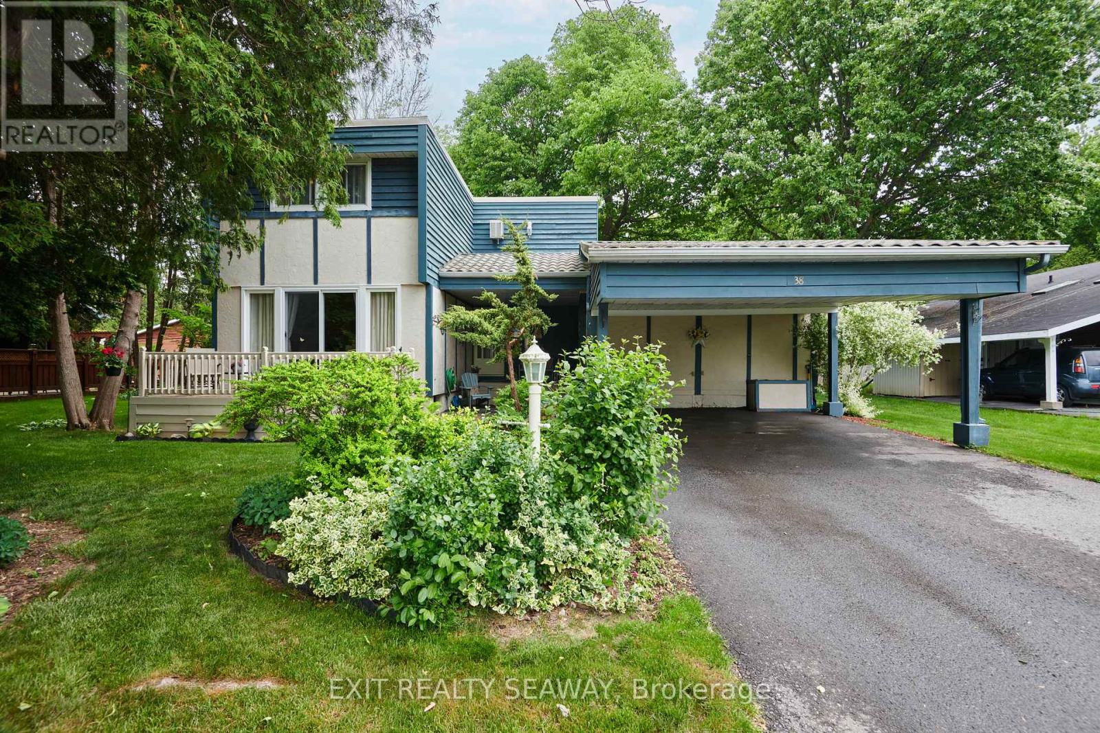 38 Spruce Street, South Stormont, Ontario  K0C 1M0 - Photo 1 - X12203552