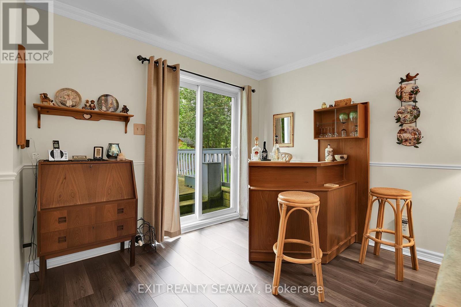 38 Spruce Street, South Stormont, Ontario  K0C 1M0 - Photo 15 - X12203552