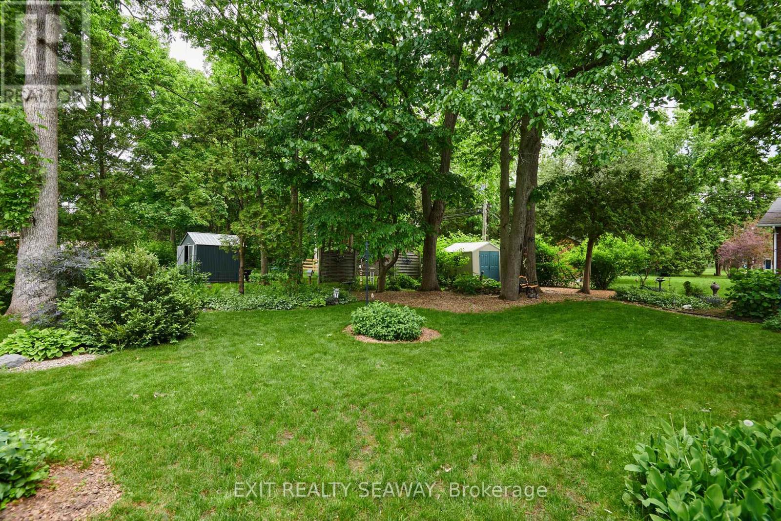 38 Spruce Street, South Stormont, Ontario  K0C 1M0 - Photo 30 - X12203552