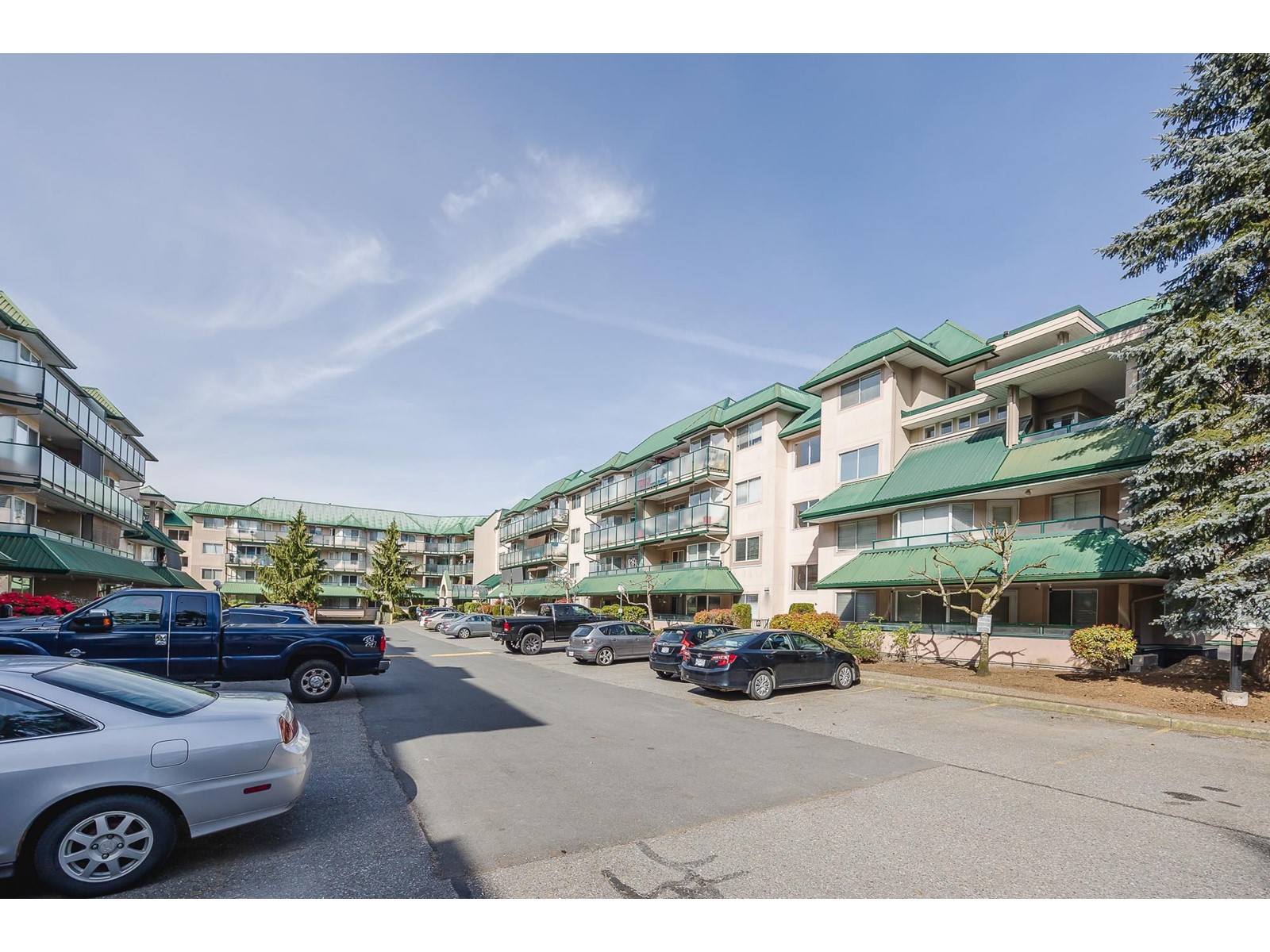 206 2962 Trethewey Street, Abbotsford, British Columbia  V2T 4M3 - Photo 33 - R2990896