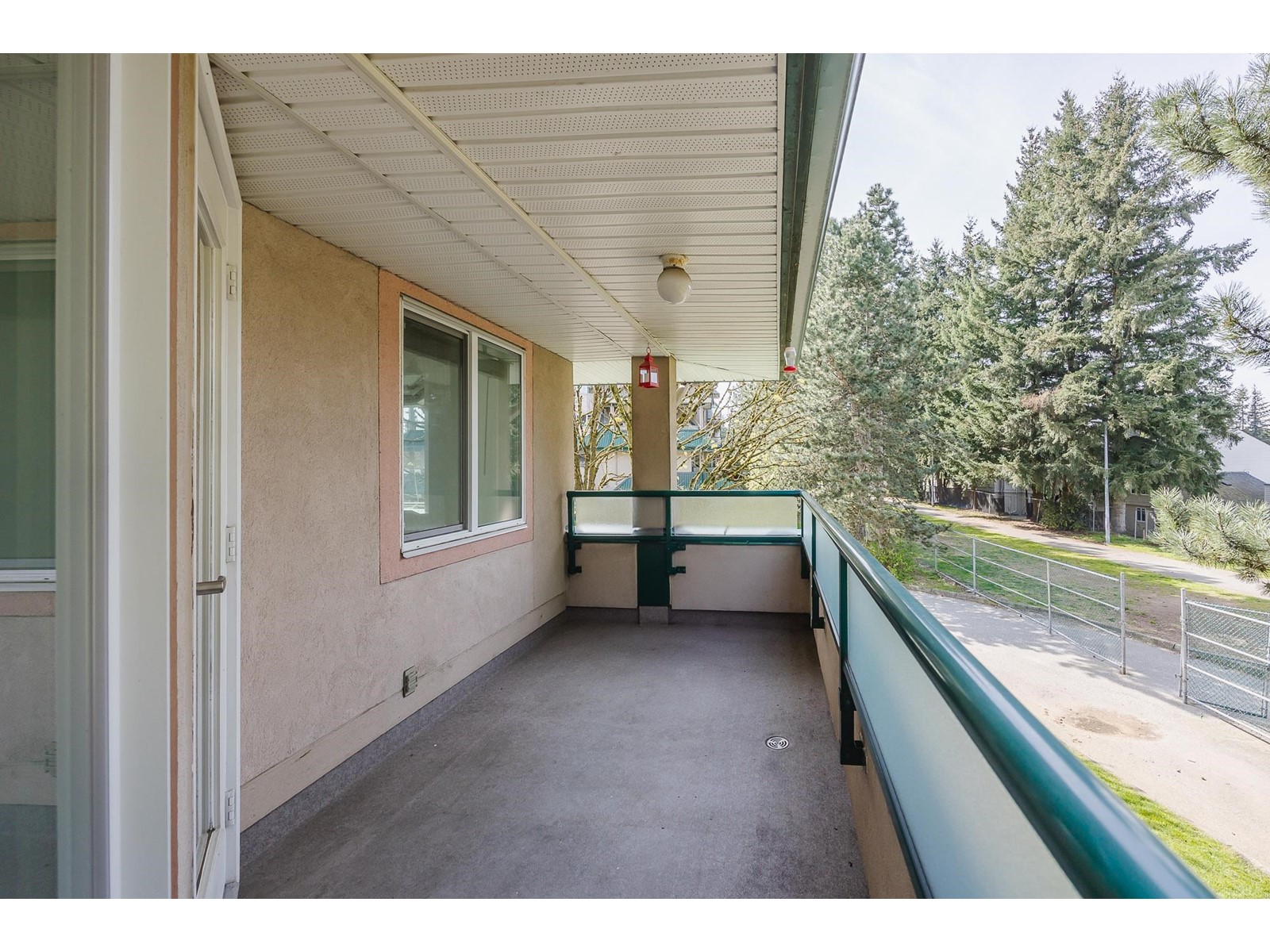 206 2962 Trethewey Street, Abbotsford, British Columbia  V2T 4M3 - Photo 31 - R2990896