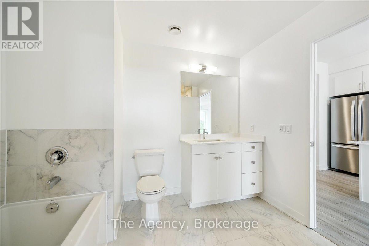 508 - 1035 Southdown Road, Mississauga, Ontario  L5J 0A2 - Photo 18 - W12203549