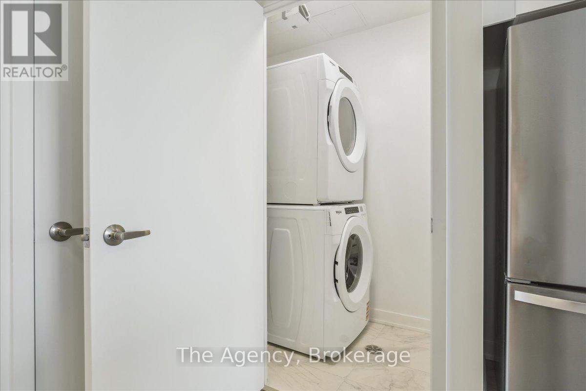 508 - 1035 Southdown Road, Mississauga, Ontario  L5J 0A2 - Photo 7 - W12203549