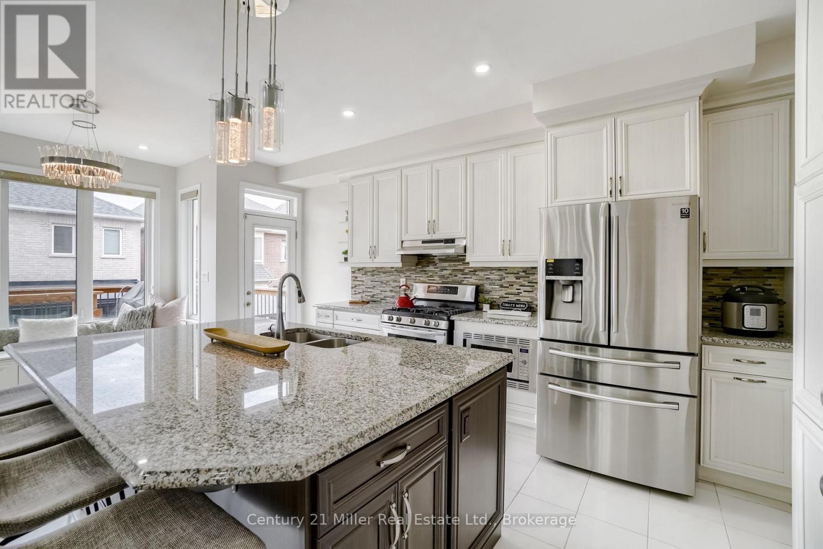 150 Culp Trail, Oakville, Ontario  L6M 0W2 - Photo 15 - W12203570