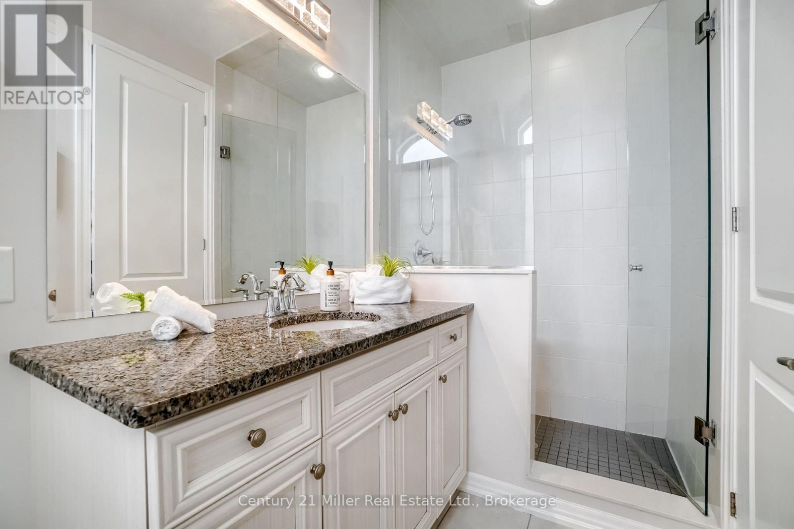 150 Culp Trail, Oakville, Ontario  L6M 0W2 - Photo 37 - W12203570