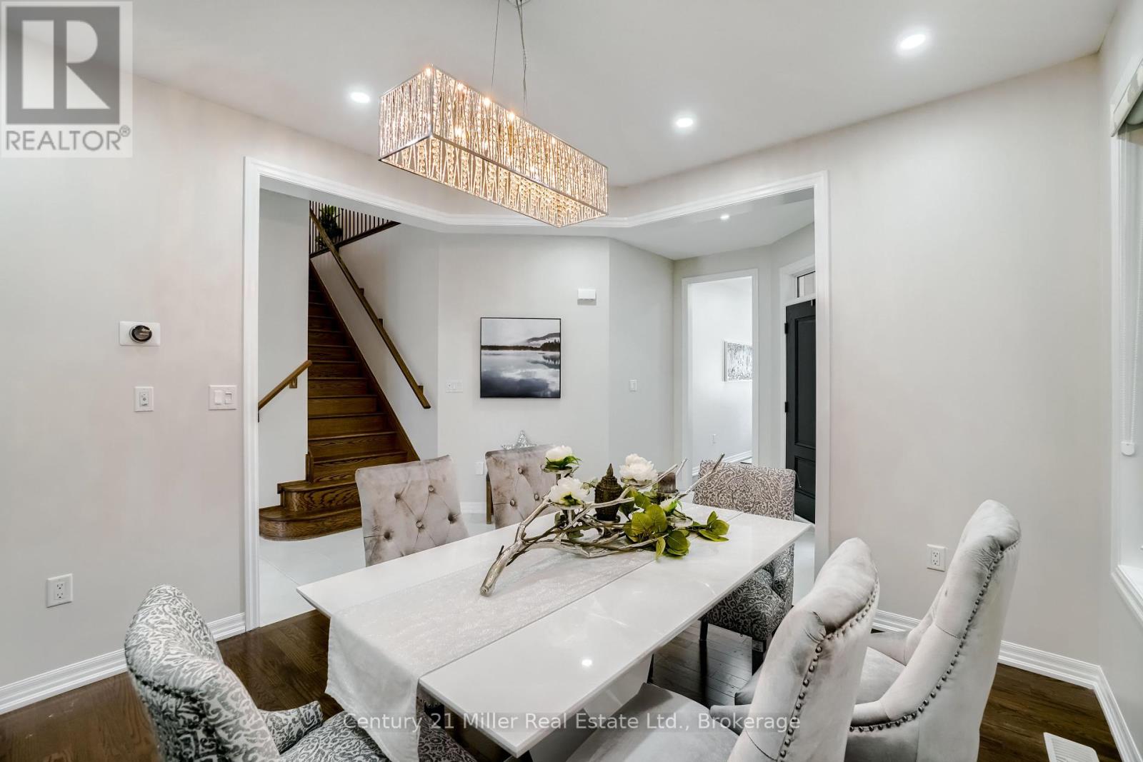 150 Culp Trail, Oakville, Ontario  L6M 0W2 - Photo 7 - W12203570