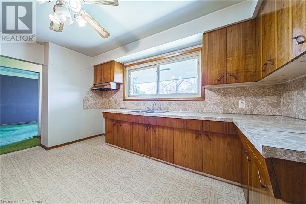 340 West 5th Street, Hamilton, Ontario  L9C 3P3 - Photo 10 - 40734171