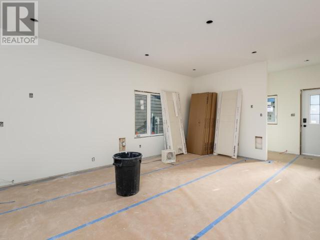 Property at 33 WYVERN AVENUE image 5