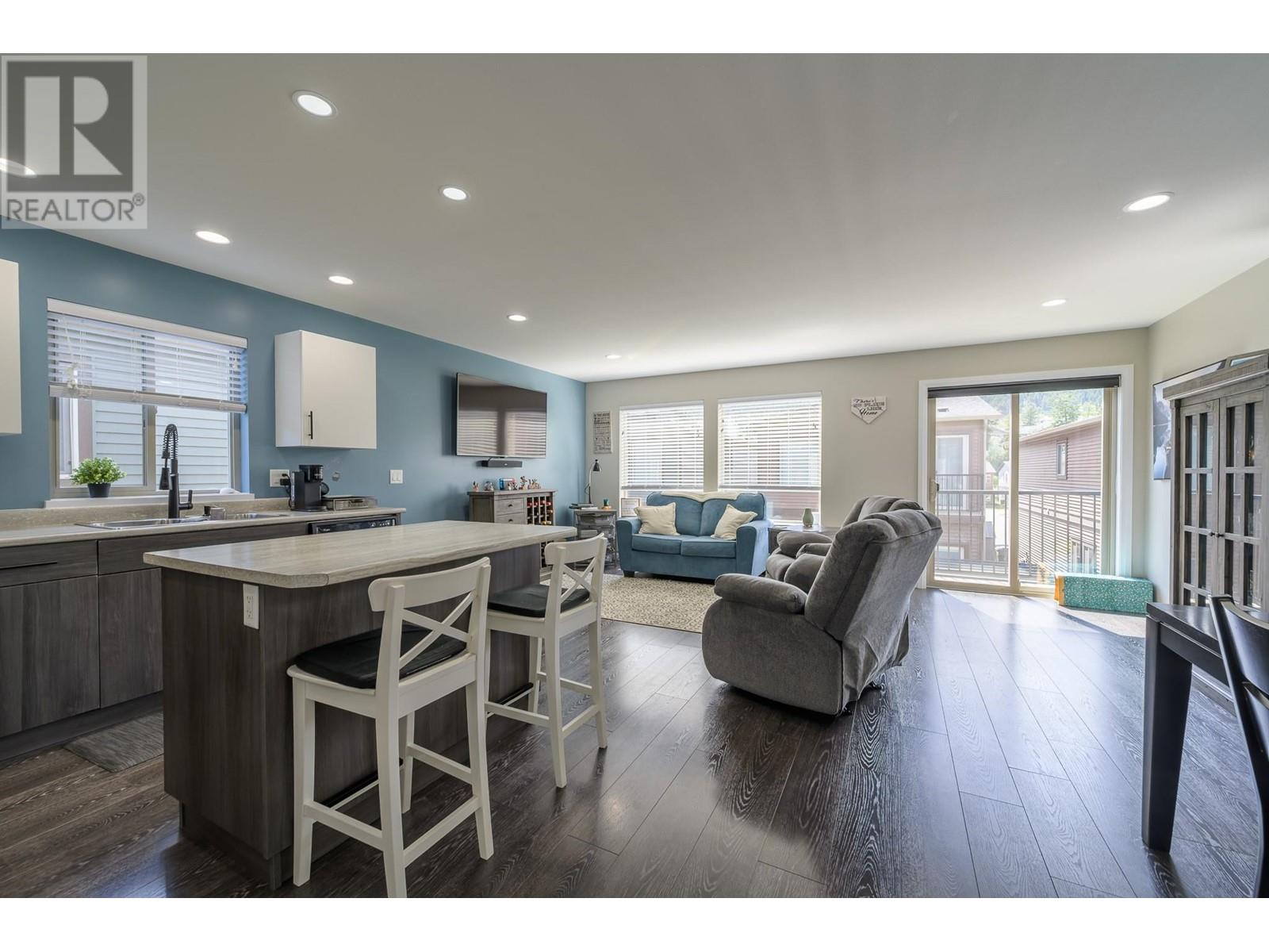 Property at 1850 HUGH ALLAN Drive Unit# 119 image 2