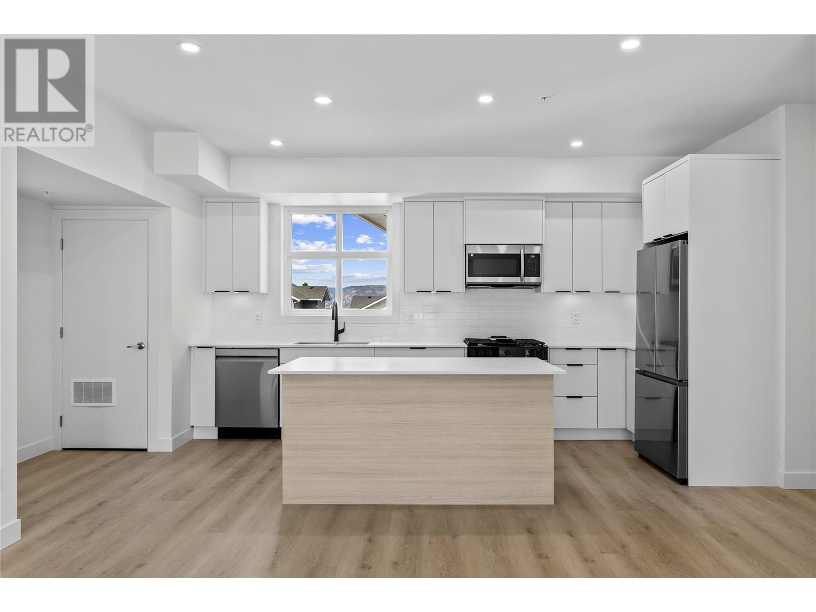 5300 Main Street Unit# 204, Kelowna, British Columbia  V1W 0C1 - Photo 6 - 10340417