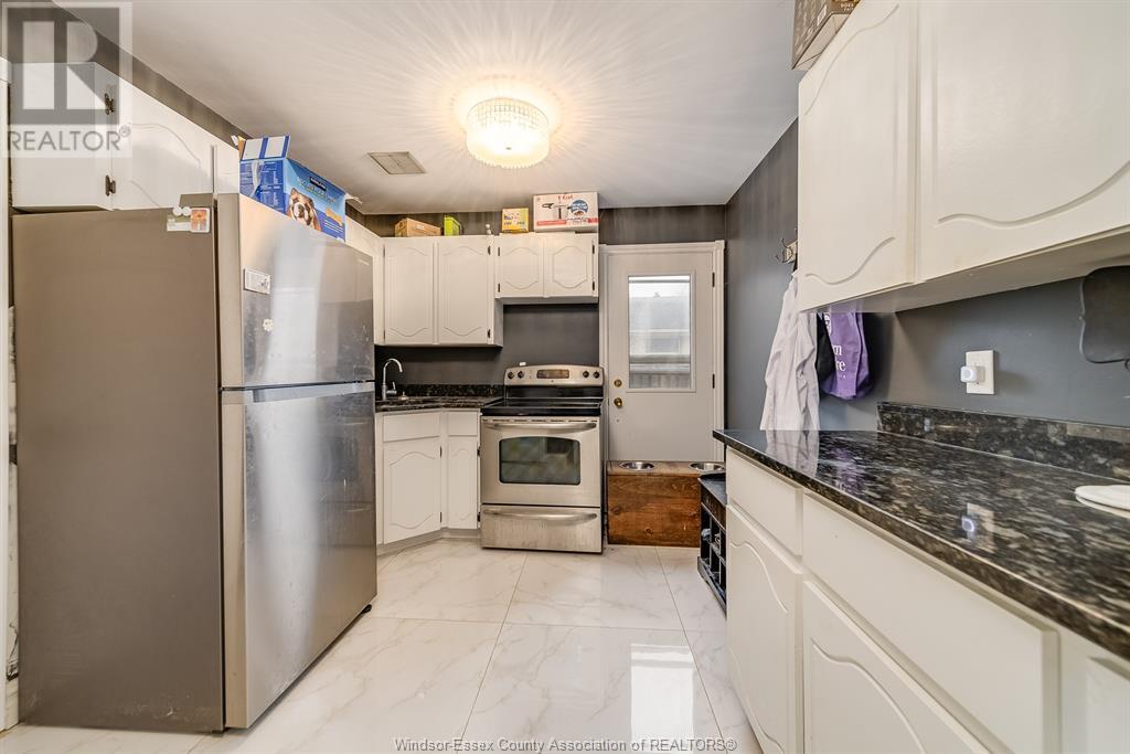 3737 Huntington Avenue, Windsor, Ontario  N9E 3N4 - Photo 10 - 25012079