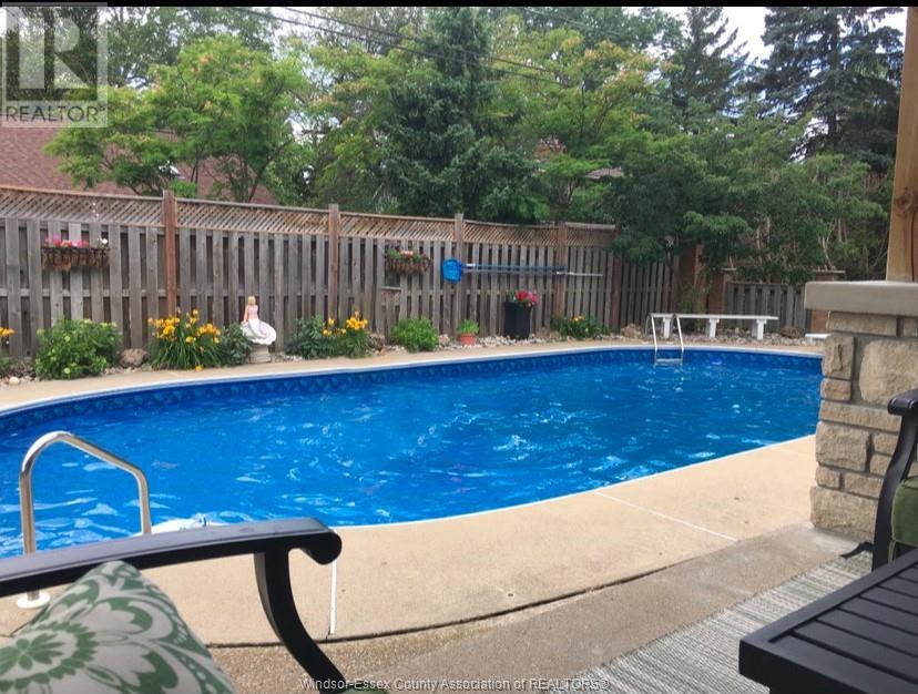 3737 Huntington Avenue, Windsor, Ontario  N9E 3N4 - Photo 49 - 25012079