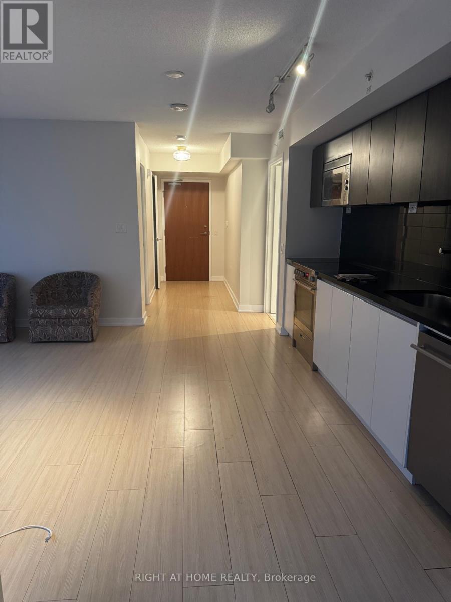 606 - 85 Queens Wharf Road, Toronto, Ontario  M5V 0J9 - Photo 13 - C12011897