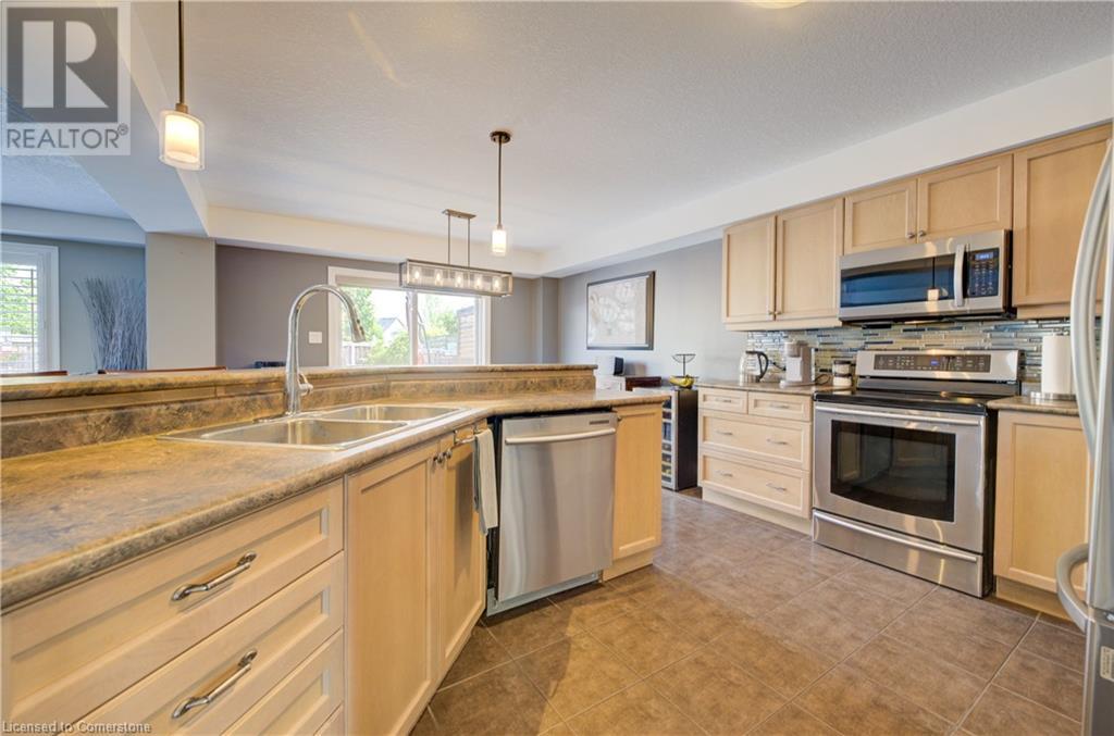 354 Salisbury Avenue, Cambridge, Ontario  N1S 0A2 - Photo 17 - 40737806