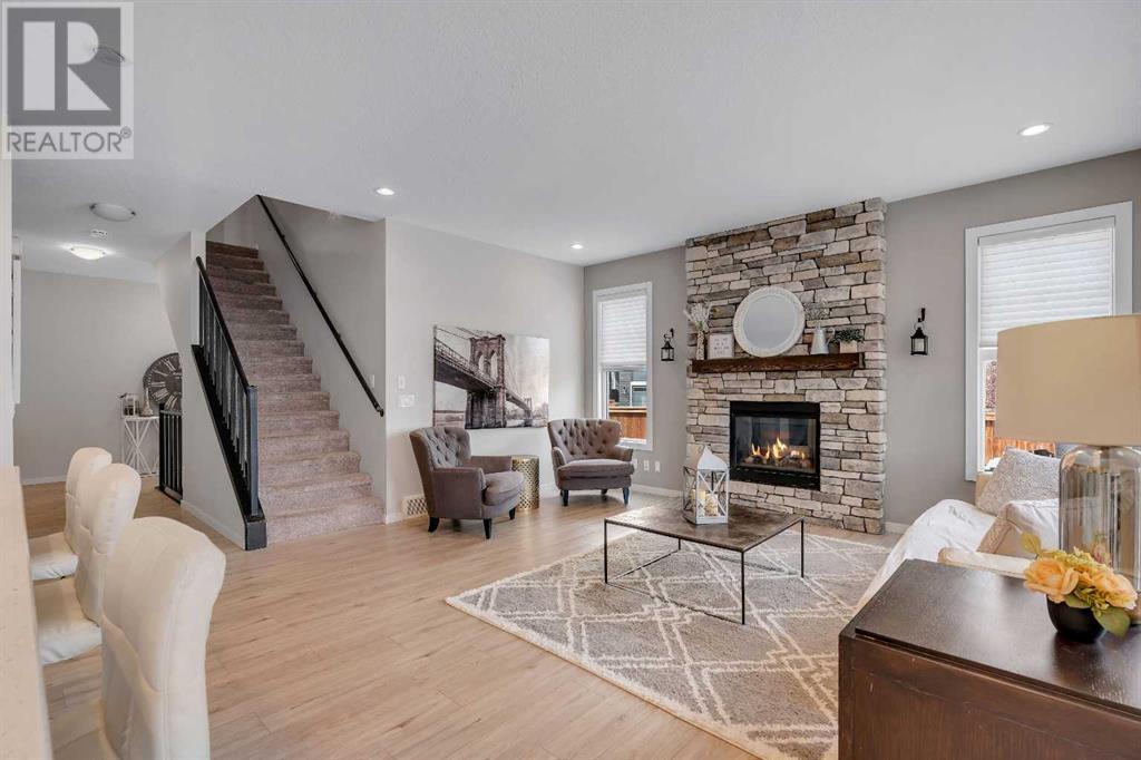 Property at 40 Marquis Crescent SE image 5